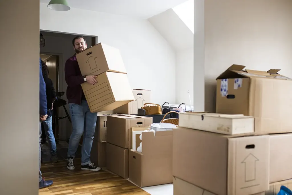 Smart Solutions for Storage in Newbury During Big Moves