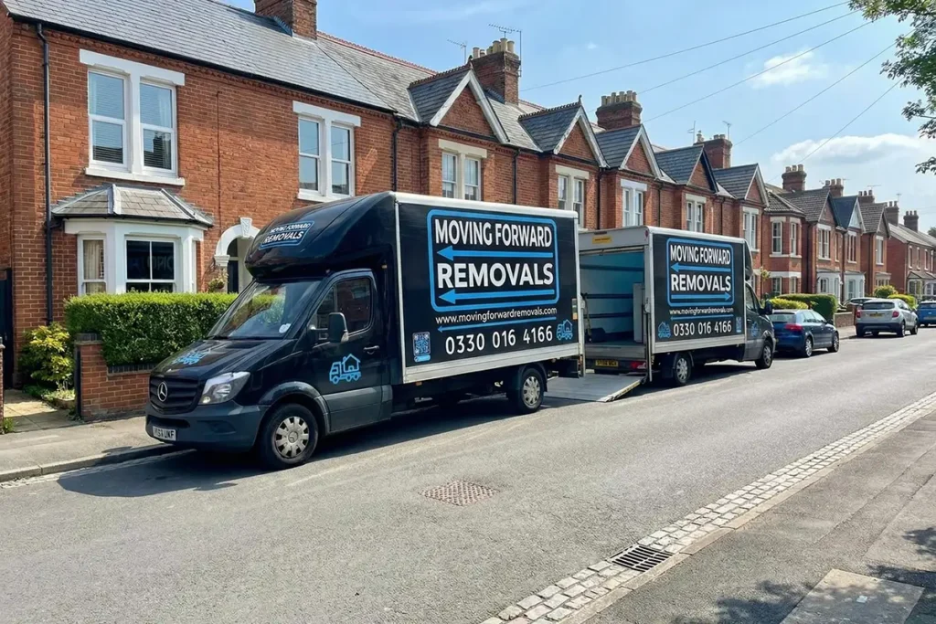 Removals company in Newbury guide from Moving Forward Removals. Learn what to expect on moving day and how to prepare for a smooth, stress-free move.
